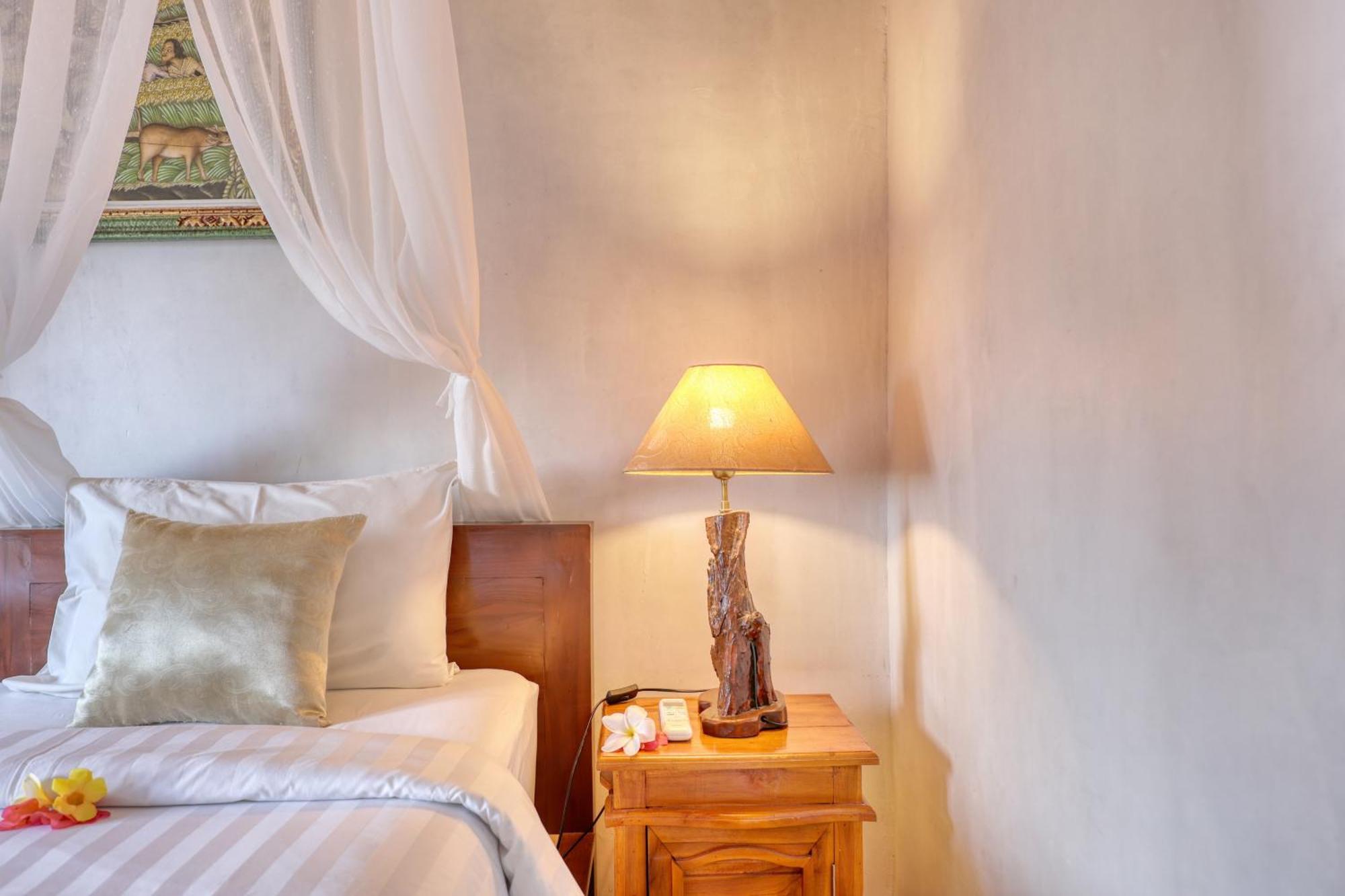 Bagia Bungalows Batumadeg Luaran gambar