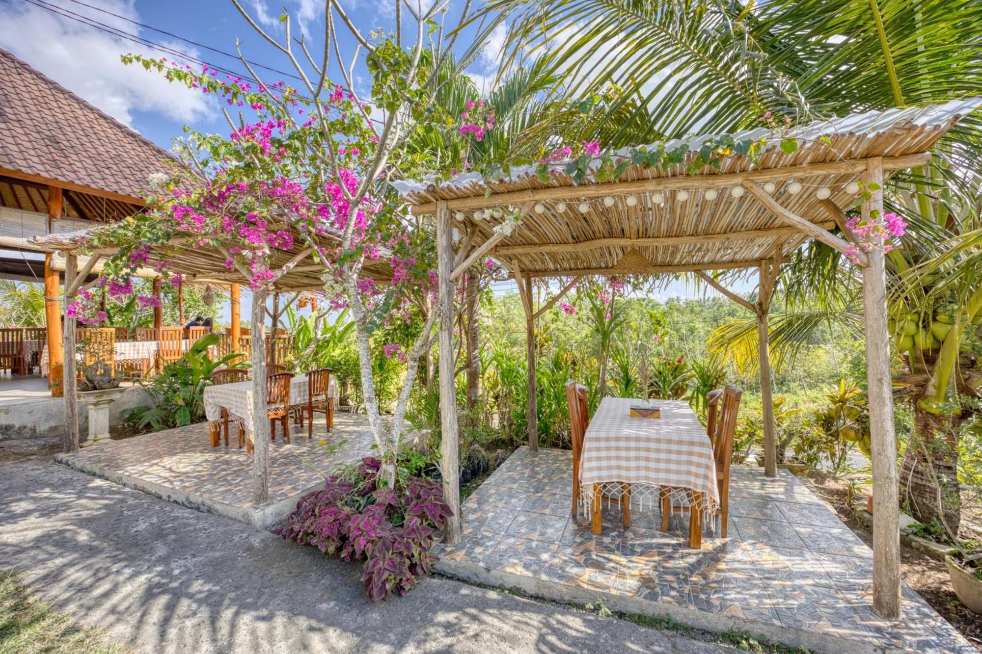 Bagia Bungalows Batumadeg Luaran gambar